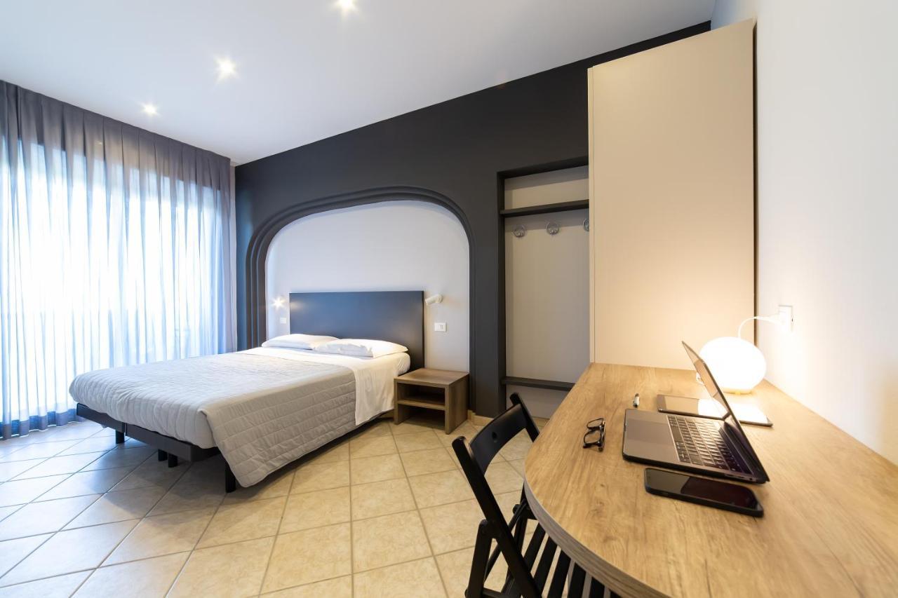 Hotel Parco Milano Marittima Dış mekan fotoğraf