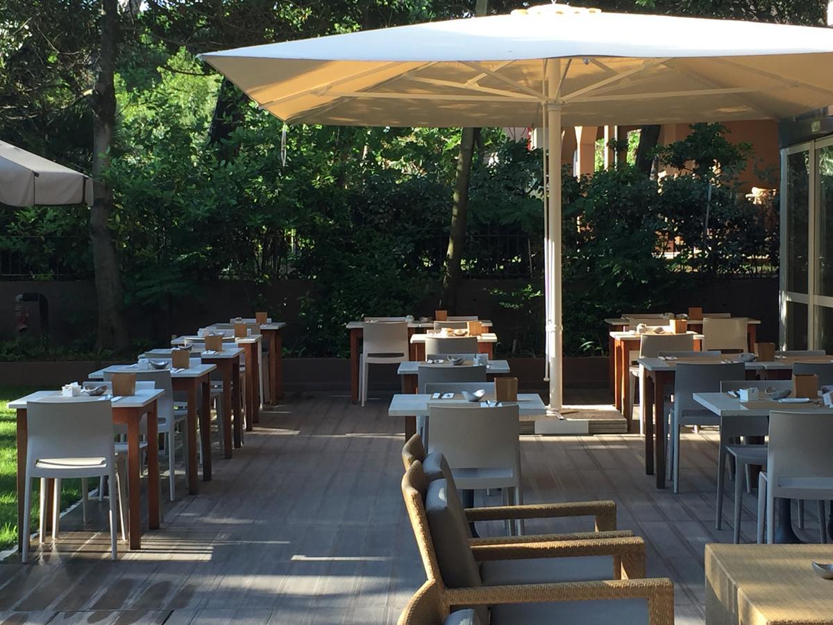 Hotel Parco Milano Marittima Dış mekan fotoğraf